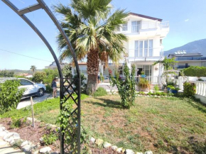 Havuzlu Beyaz villa